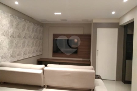 Apartamento à venda com 3 quartos, sendo 1 suíte, no Centro, São Bernardo do Campo, SP