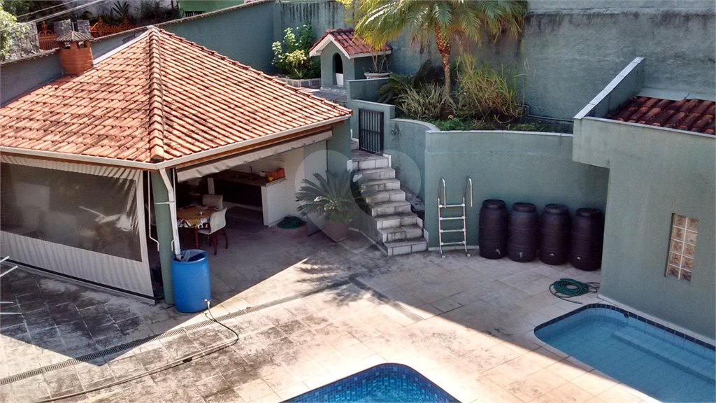 Casa à venda com 5 quartos, sendo 2 suítes, em Horto Florestal, São Paulo, SP