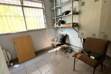 Casa à venda com 8 quartos, sendo 1 suíte, em Vila Mariana, São Paulo, SP