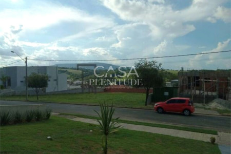 Casa em condomínio à venda com 3 quartos, sendo 1 suíte, em Village Ipanema, Araçoiaba da Serra, SP