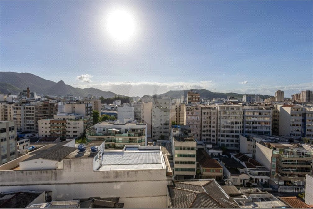 Apartamento à venda com 3 quartos, sendo 1 suíte, em Tijuca, Rio de Janeiro, RJ