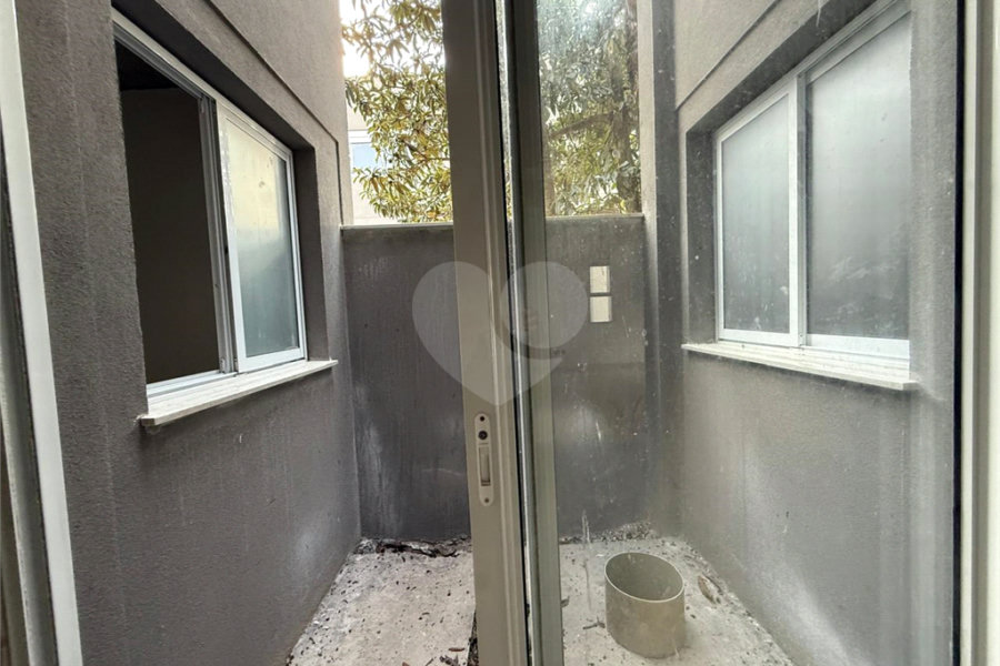Casa à venda com 3 suítes no condomínio Residencial Floresta, São Paulo - SP