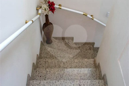 Casa à venda com 3 quartos, sendo 1 suíte, em Vila Gustavo, São Paulo, SP