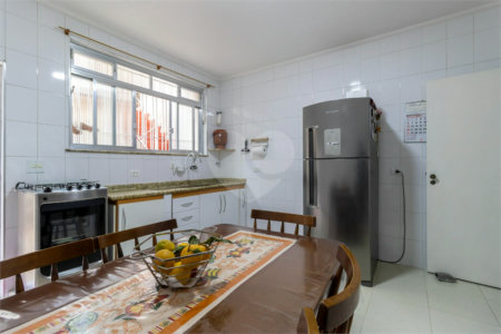 Sobrado à venda com 3 quartos em Vila Gomes Cardim, São Paulo, SP