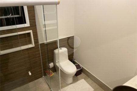 Casa à venda com 3 suítes no condomínio Jardim Primavera, Louveira - SP