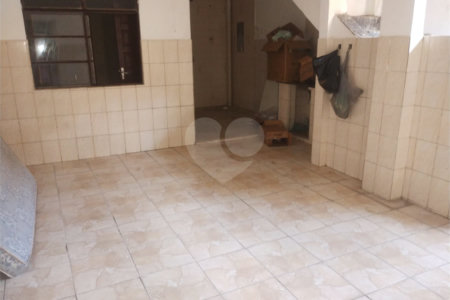 Sobrado à venda com 2 quartos em Jardim Sabará, São Paulo, SP
