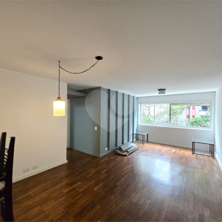 Apartamento à venda com 3 quartos, sendo 1 suíte, em Indianópolis, São Paulo, SP