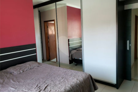 Casa à venda com 3 quartos, sendo 1 suíte,  em Montanhão, São Bernardo do Campo, SP