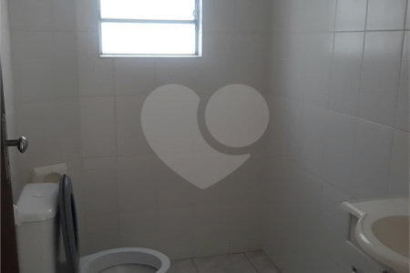Sobrado para alugar com 3 quartos, sendo 1 suíte, em Esplanada Mendes Moraes, São Roque, SP