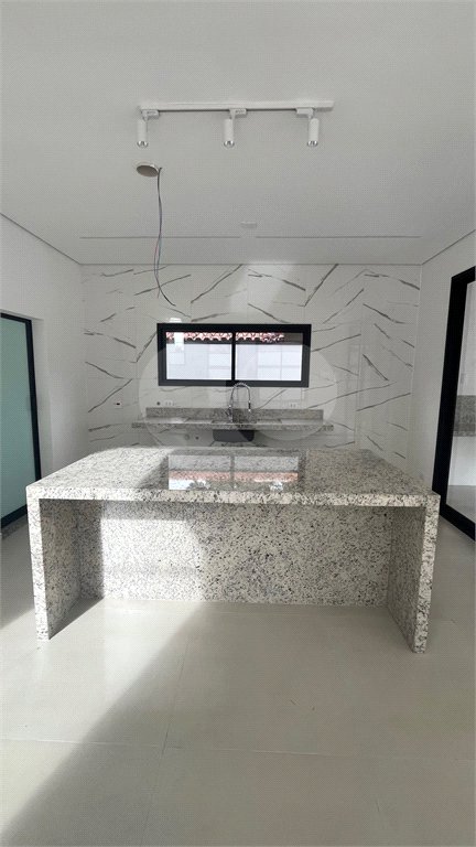 Casa à venda com 3 suítes no condomínio Village Itaguaçu, Atibaia - SP
