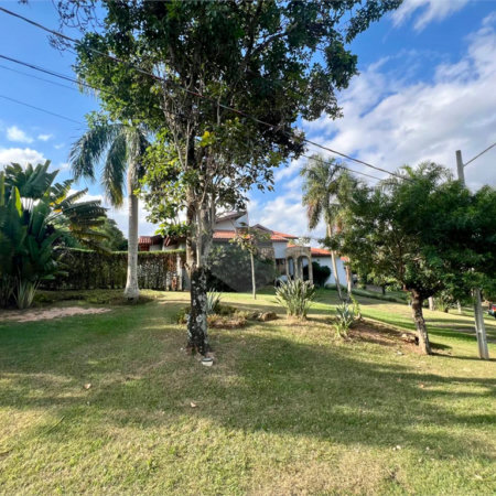 Casa à venda ou para alugar com 5 quartos, sendo 4 suítes, no condomínio Moradas São Luiz, Salto - SP