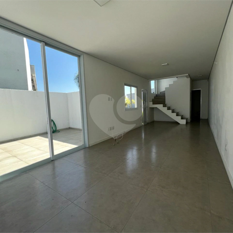 Casa à venda com 3 quartos, sendo 1 suíte, em Jardim Semiramis, Cotia, SP