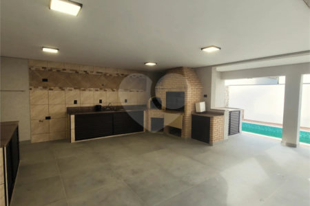Casa à venda com 4 suítes em Nova Gardênia, Atibaia, SP