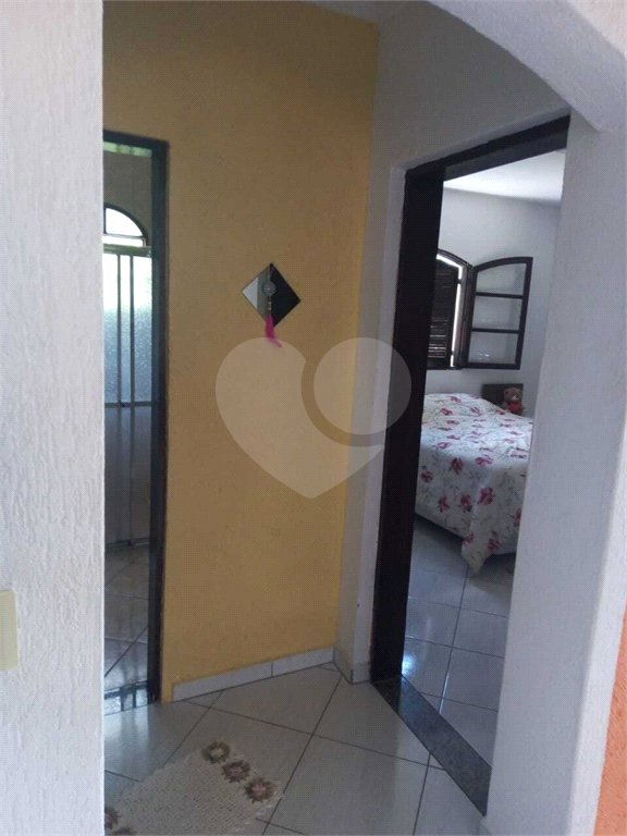Sobrado à venda com 4 quartos em Lavapés, Mairiporã, SP