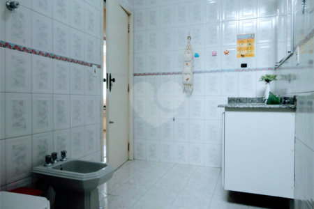 Casa à venda com 3 quartos em Vila Clayton, Valinhos, SP
