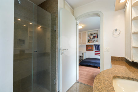Apartamento à venda com 4 quartos, sendo 3 suítes,  em Jardim Paulista, São Paulo, SP