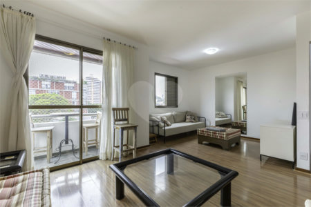 Apartamento à venda com 3 quartos, sendo 1 suíte, em Vila Madalena, São Paulo, SP
