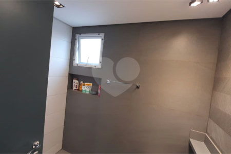 Apartamento à venda com 2 suítes em Jardim Caboré, São Paulo, SP