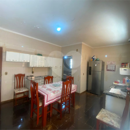 Casa à venda com 4 quartos, sendo 1 suíte, em Campos Elíseos, Ribeirão Preto, SP