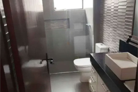 Sobrado à venda com 4 quartos, sendo 2 suítes,  em Lapa, São Paulo, SP