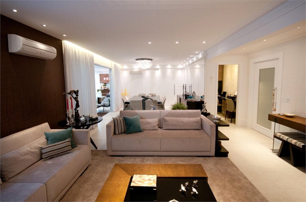 Apartamento à venda com 4 quartos, sendo 3 suítes, em Vila Romana, São Paulo, SP
