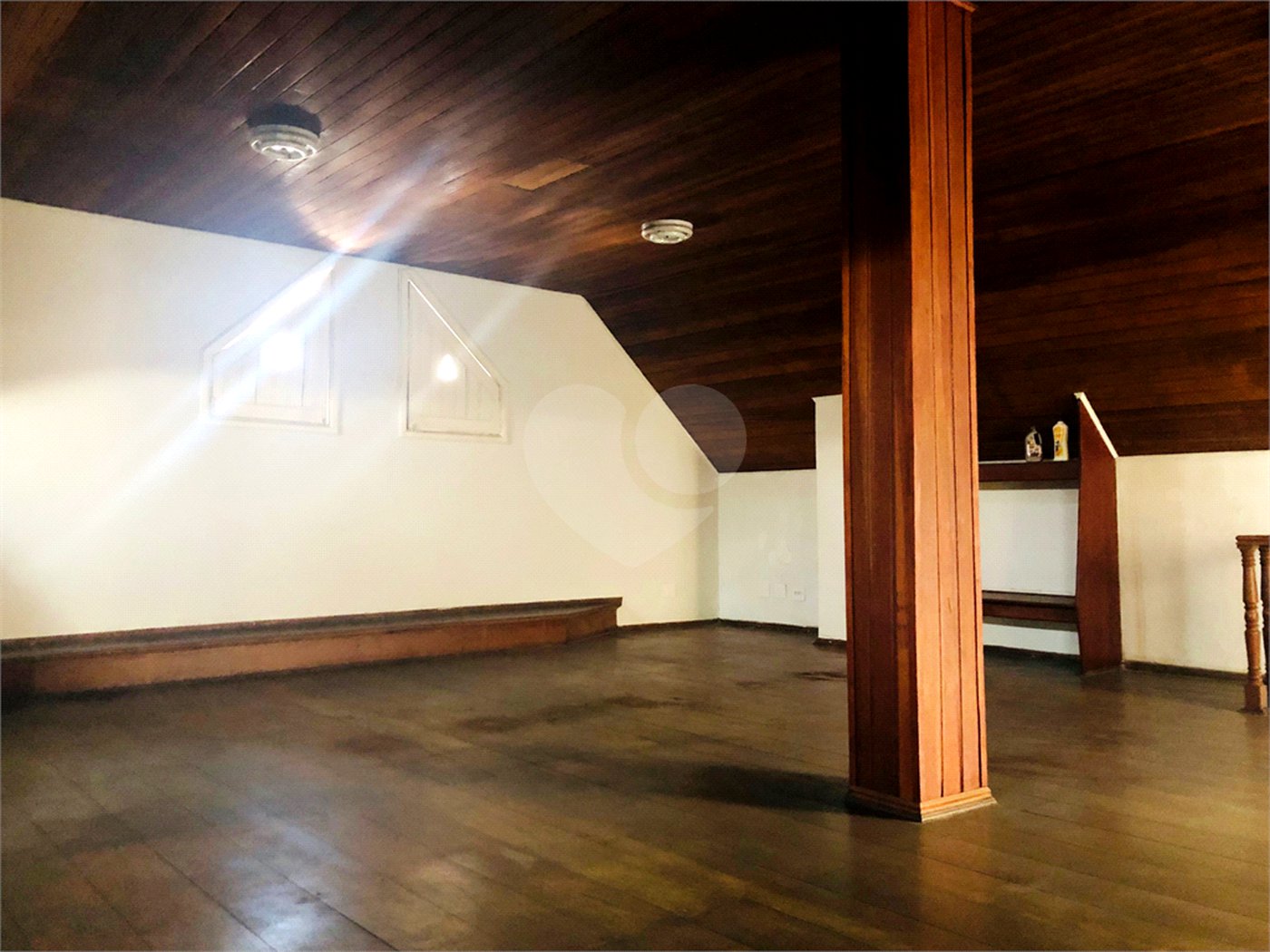 Sobrado à venda com 4 quartos, sendo 3 suítes, em Vila Rosália, Guarulhos, SP