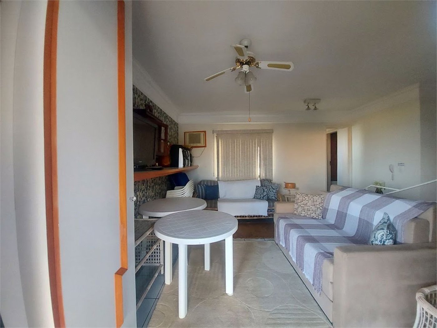 Apartamento Residencial à venda, Enseada, Guarujá - AP0517.