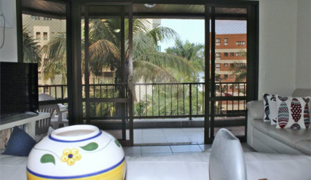 Apartamento à venda com 3 quartos, sendo 2 suítes,  em Riviera de São Lourenço, Bertioga, SP