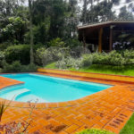 Casa à venda com 5 quartos, sendo 4 suítes, no condomínio Alpes da Cantareira, Mairiporã - SP
