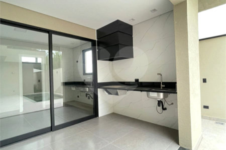 Casa à venda com 3 suítes no condomínio Reserva São Nicolau, Atibaia - SP