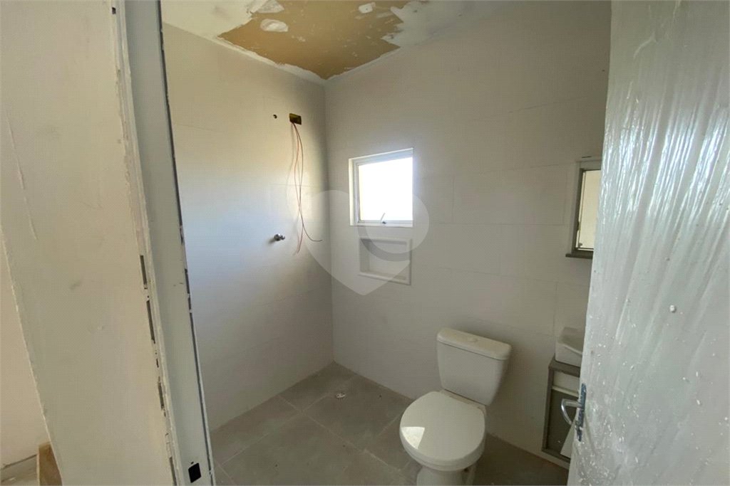 Sobrado à venda com 3 quartos, sendo 1 suíte,  em Canjica (terra Preta), Mairiporã, SP