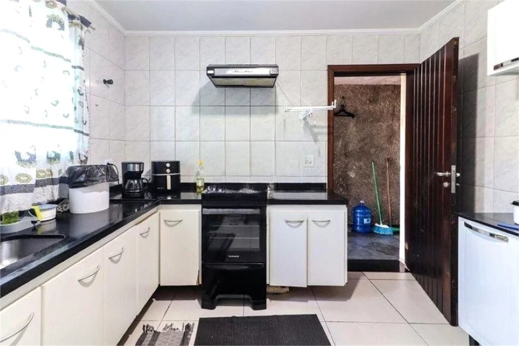Sobrado à venda com 3 quartos, sendo 1 suíte, em Jardim Bonfiglioli, São Paulo, SP