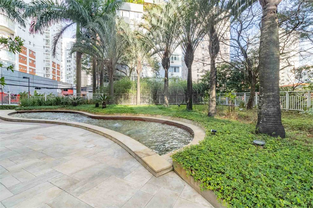 Apartamento para alugar com 3 quartos, sendo 2 suítes,  em Jardim América, São Paulo, SP