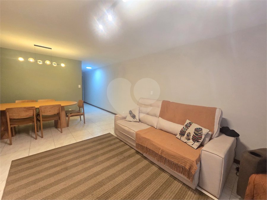 Apartamento à venda com 3 quartos, sendo 1 suíte, em Copacabana, Rio de Janeiro, RJ