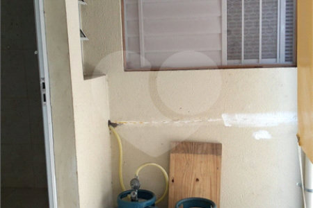 Casa à venda com 3 quartos, sendo 1 suíte, em Vila Mariana, São Paulo, SP