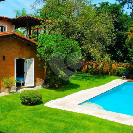 Casa à venda com 4 suítes em Alto da Boa Vista, São Paulo, SP