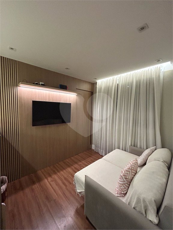 Apartamento à venda com 2 quartos em Cidade Mãe do Céu, São Paulo, SP