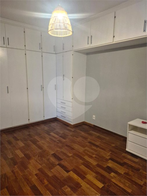 Casa de Vila à venda com 4 quartos, sendo 3 suítes, em Chácara Santo Antônio, São Paulo, SP