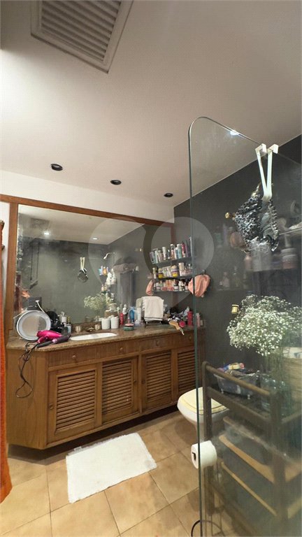Apartamento à venda com 3 quartos, sendo 1 suíte, em Copacabana, Rio de Janeiro, RJ