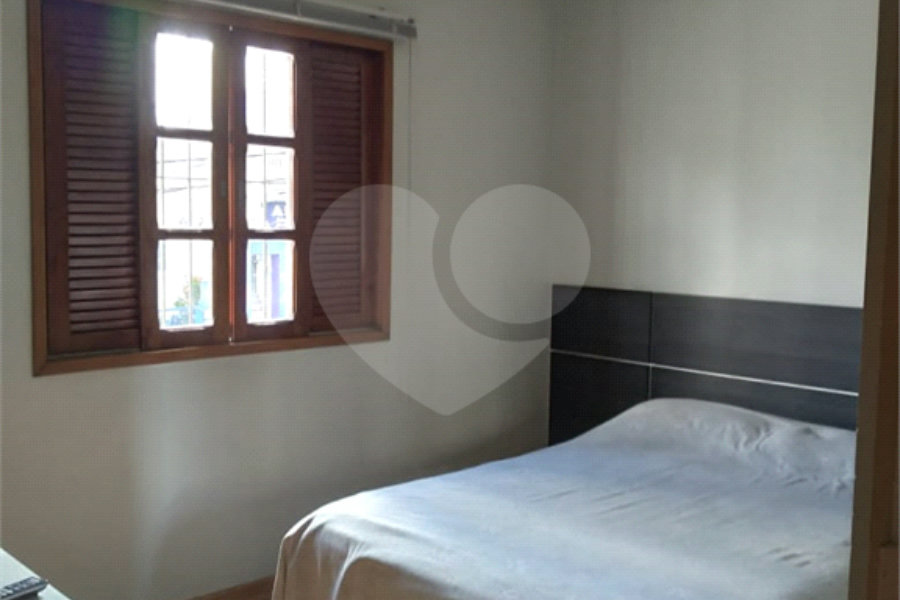 Sobrado à venda com 4 quartos, sendo 1 suíte,  em Limão, São Paulo, SP