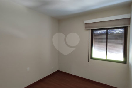 Apartamento de 3 dormitórios à Venda - Jardim Bethânia