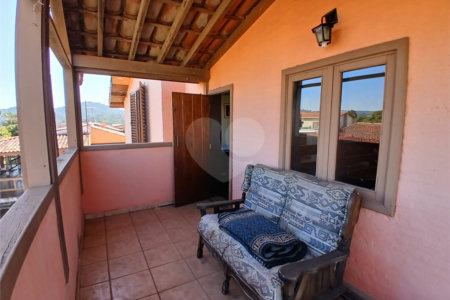 Casa à venda com 3 quartos, sendo 2 suítes, em Jardim Brogotá, Atibaia, SP