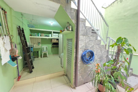 Sobrado à venda com 3 quartos em Rio Pequeno, São Paulo, SP