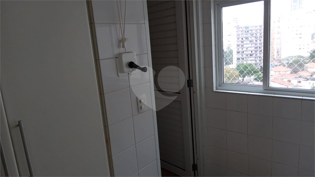 Apartamento à venda com 3 quartos, sendo 1 suíte,  em Vila Mariana, São Paulo, SP