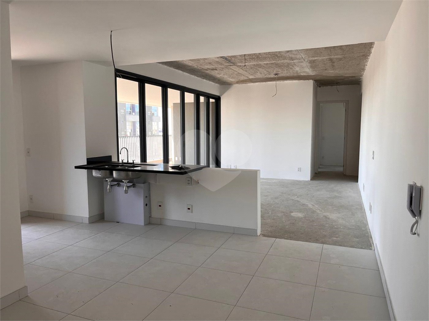 Apartamento à venda com 3 suítes em Pinheiros, São Paulo, SP