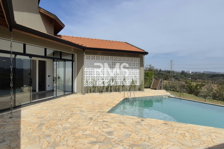 Casa à venda com 3 suítes no condomínio Santo Antonio ii, Itu - SP