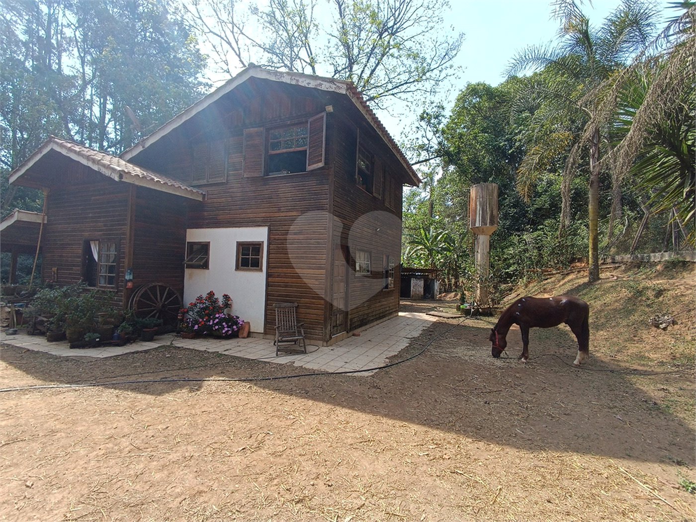 Chácara à venda com 4 quartos em Jardim Guaçu, São Roque, SP