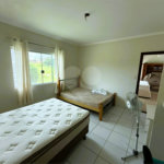 Casa à venda com 4 quartos, sendo 3 suítes, no condomínio Village da Serra, Araçoiaba da Serra - SP