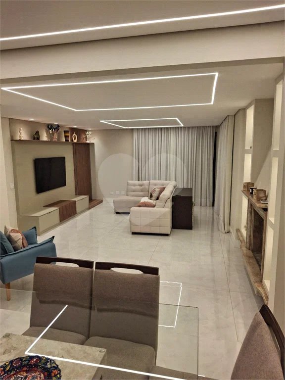 Apartamento à venda com 3 suítes em Santana, São Paulo, SP