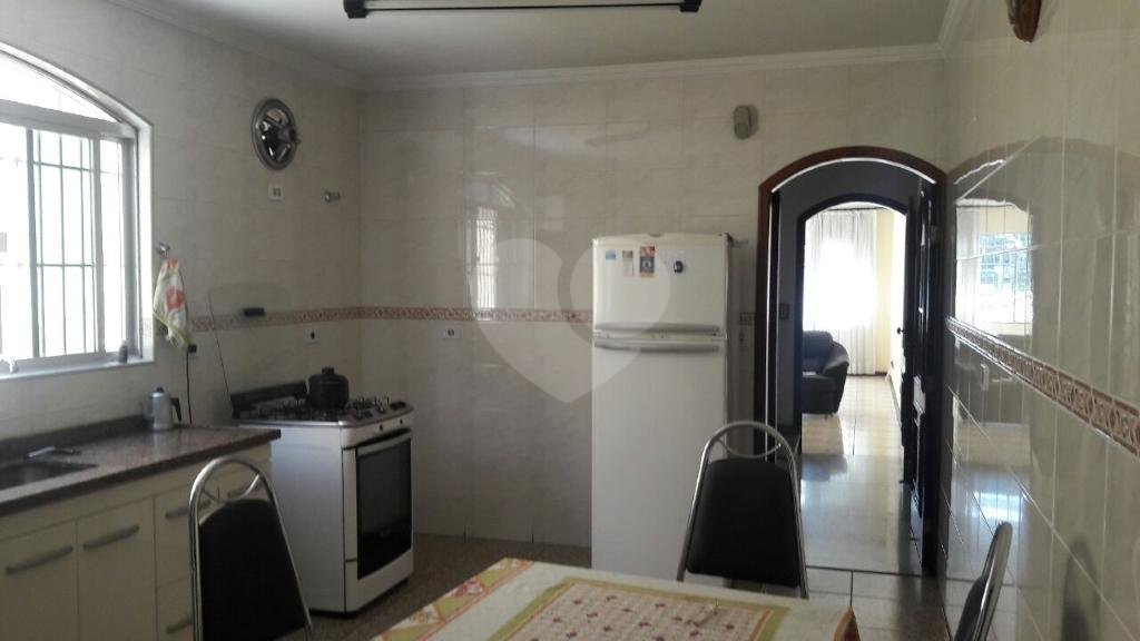 Sobrado à venda com 3 quartos, sendo 1 suíte, em Vila Nivi, São Paulo, SP